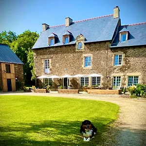 Le Manoir Des Haies Pensión