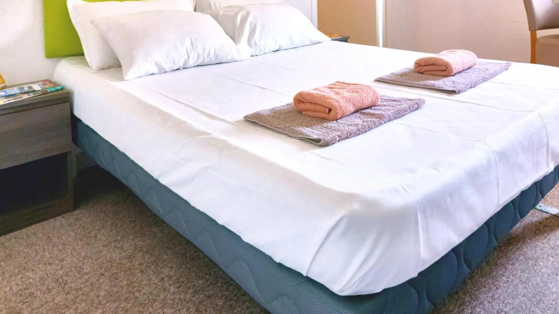 Hotel La Voile Bleue La Richardais 3*,  France