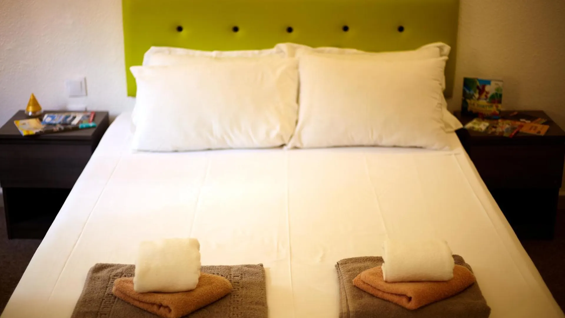 ***  Hotel La Voile Bleue La Richardais France
